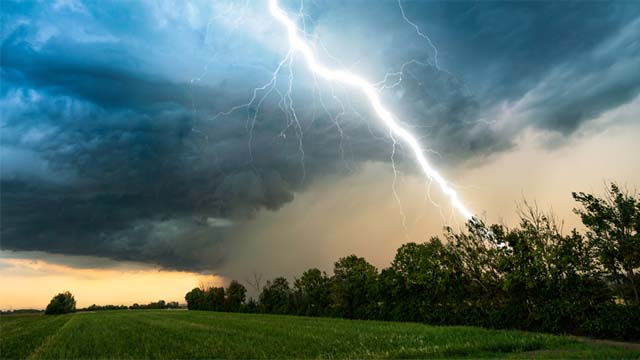 গোদাগাড়ীতে বজ্রপাতে কৃষকের মৃত্যু